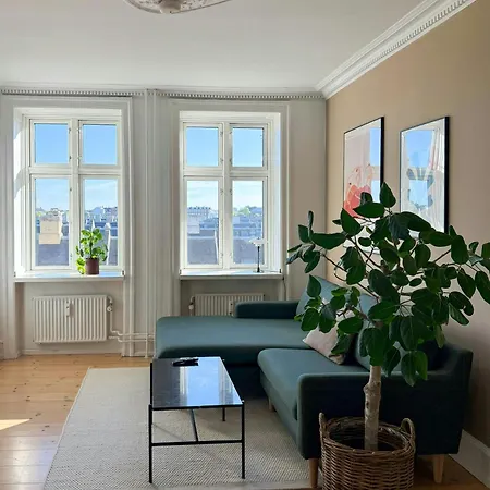 Modern Flat By The Lakes In * Kopenhaga